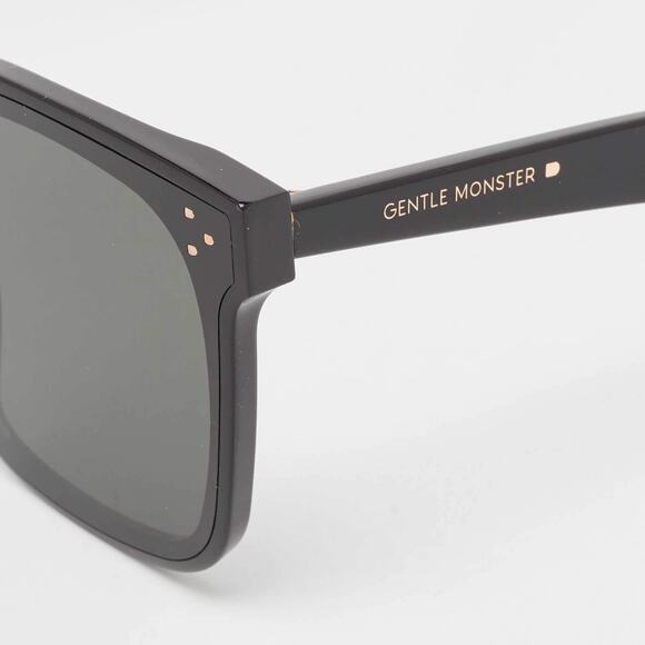 Gentle Monster Frida 01 Flatba Square Oversized Sunglasses in Black Acetate - Picture 4 of 7